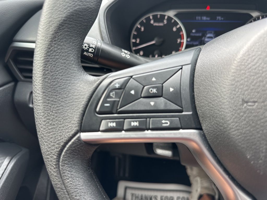 2022 Storm Blue Metallic Nissan Altima 2.5 SV FWD Sedan