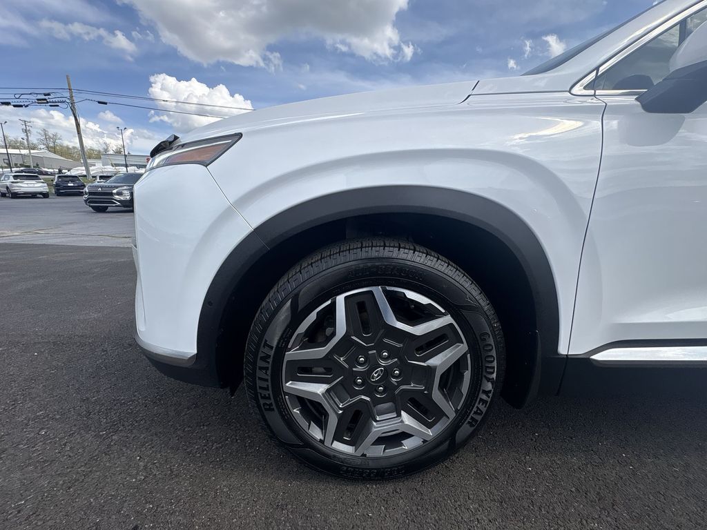 Certified Used 2022 Gray Hyundai Limited image 18