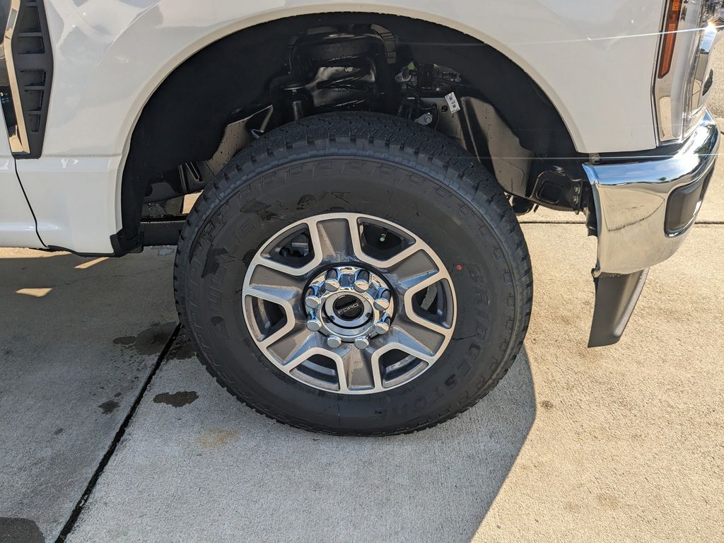 2025 Ford F-350 Super Duty Lariat