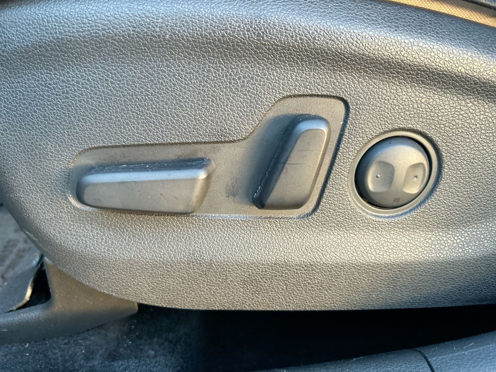 Thumbnail: 2018 Hyundai Tucson - 12