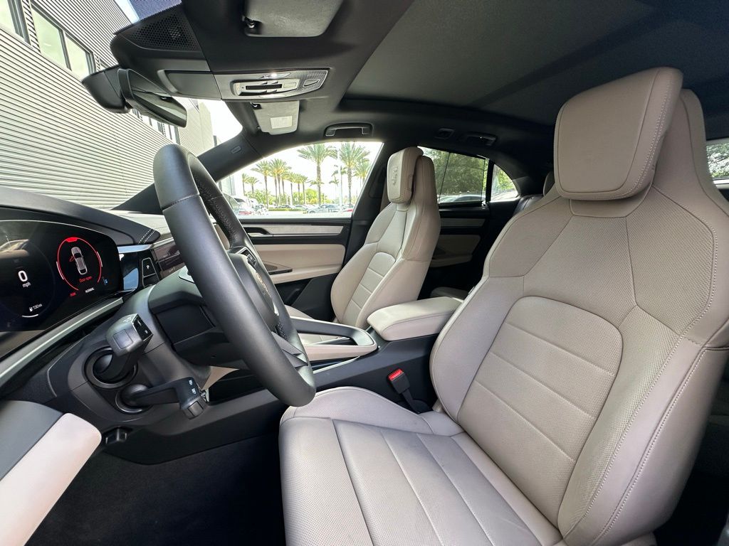 Thumbnail: 2025 Porsche Macan - 5