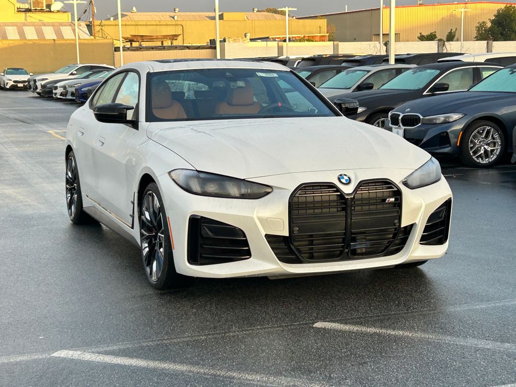 Thumbnail: 2026 BMW 4 Series - 7