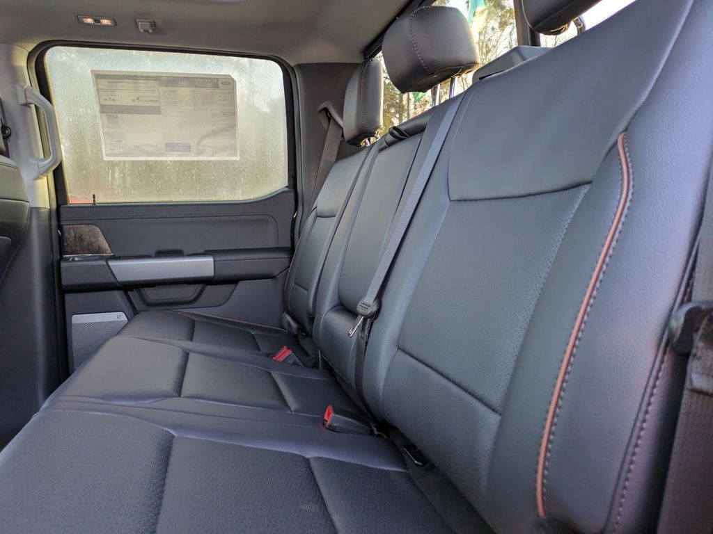 2026 Ford F-350 Super Duty LARIAT