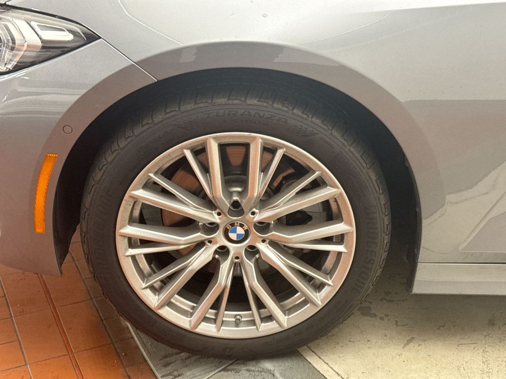 2024 BMW 3 Series 330i xDrive 10