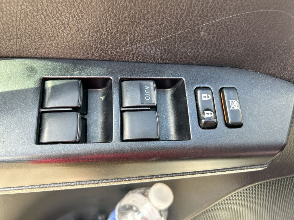 Thumbnail: 2017 Toyota RAV4 - 12