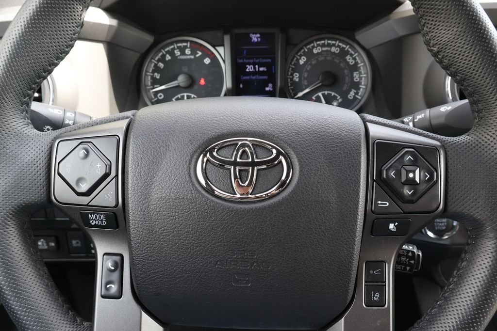 2022 Toyota Tacoma TRD Sport 26