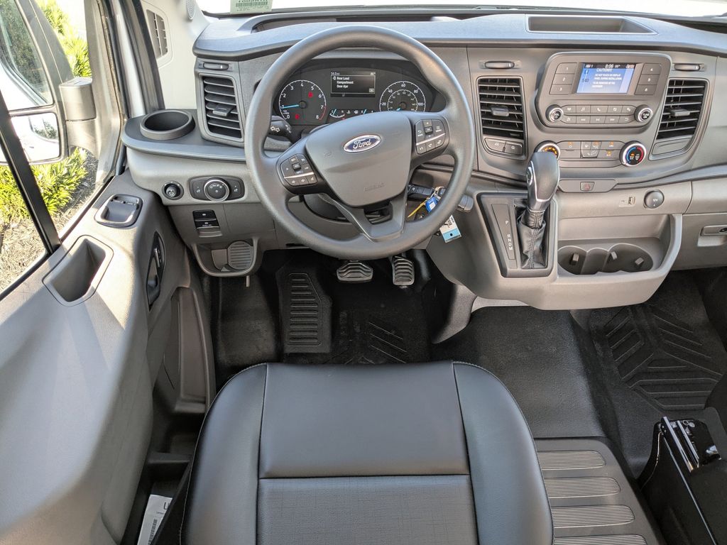 2025 Ford Transit 250