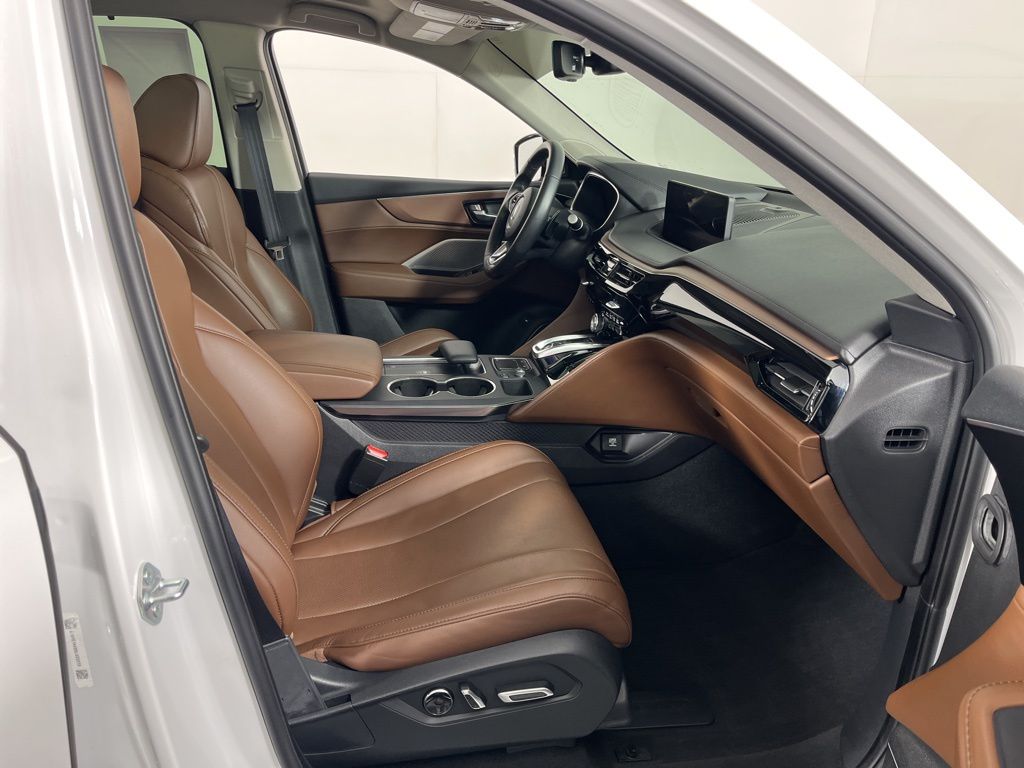 Thumbnail: 2022 Acura MDX - 8