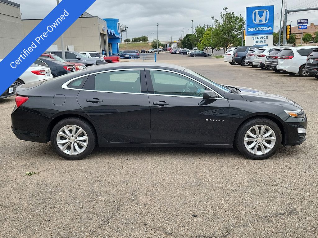 2024 Chevrolet Malibu LT - 11