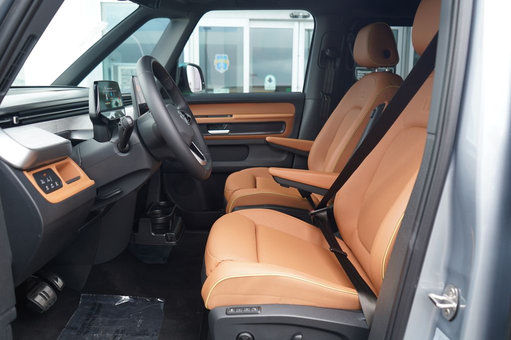 Thumbnail: 2025 Volkswagen ID.Buzz - 7