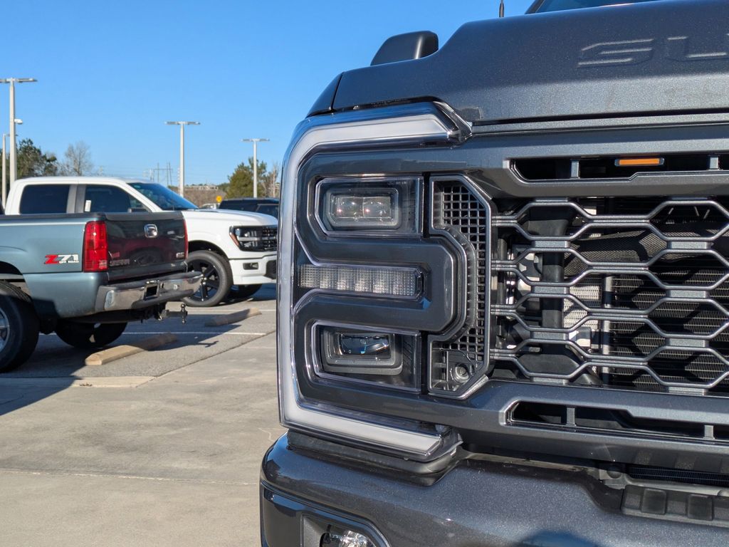 2026 Ford F-350 Super Duty Platinum