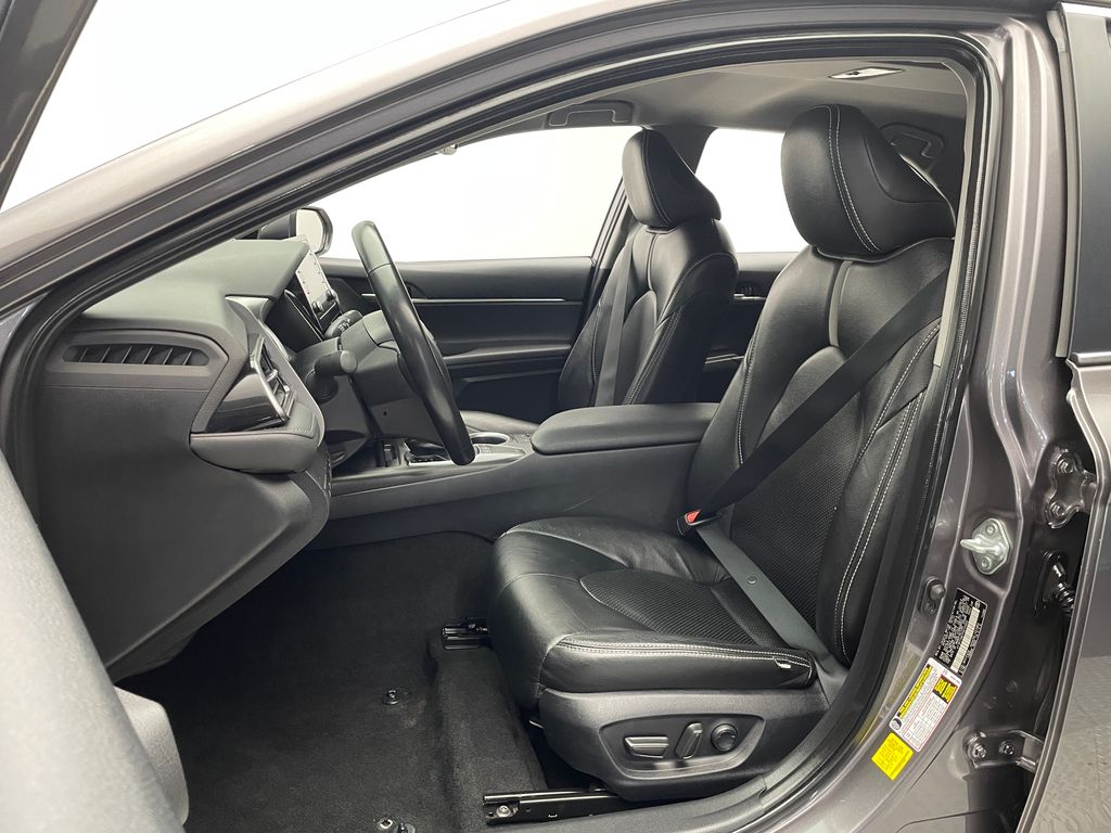 Thumbnail: 2023 Toyota Camry - 13