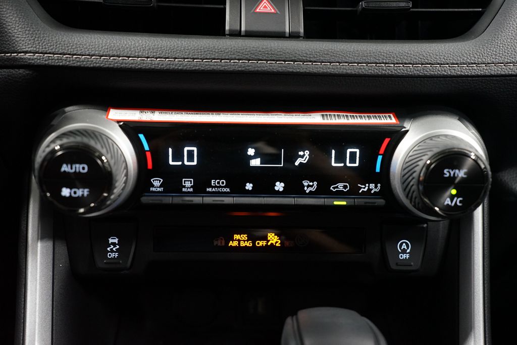 Thumbnail: 2025 Toyota RAV4 - 20