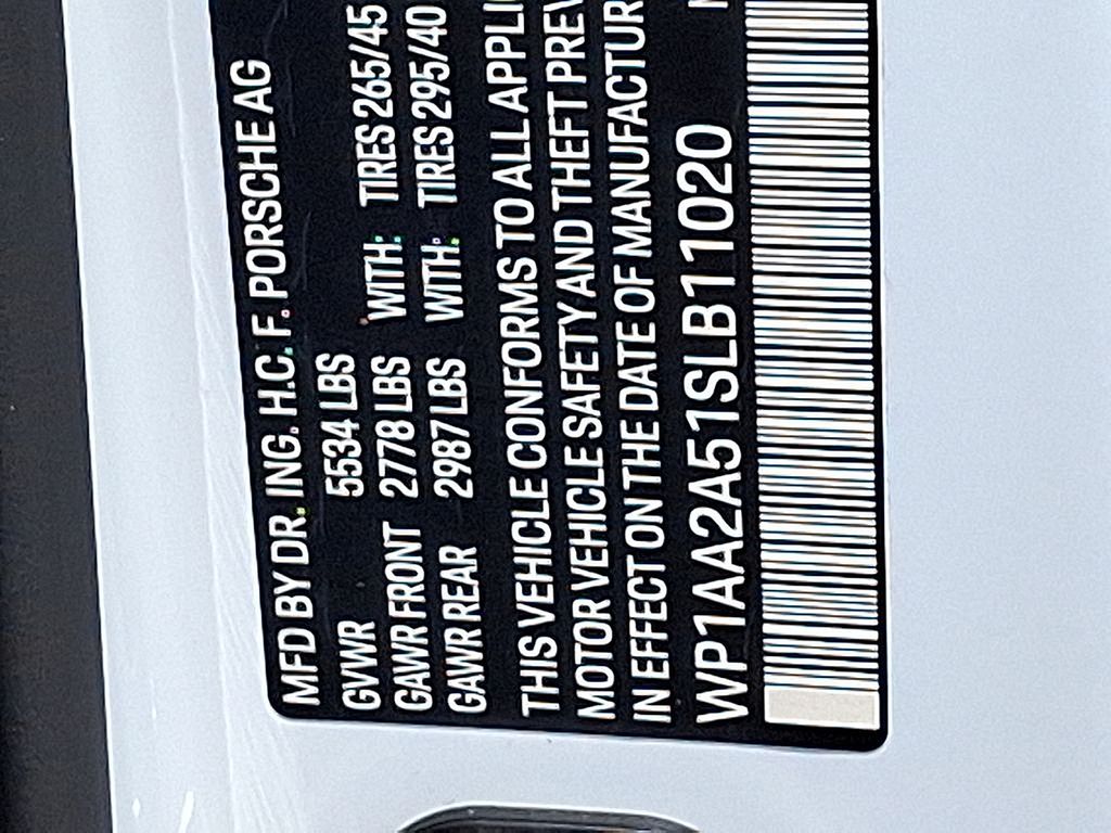 Thumbnail: 2025 Porsche Macan - 27