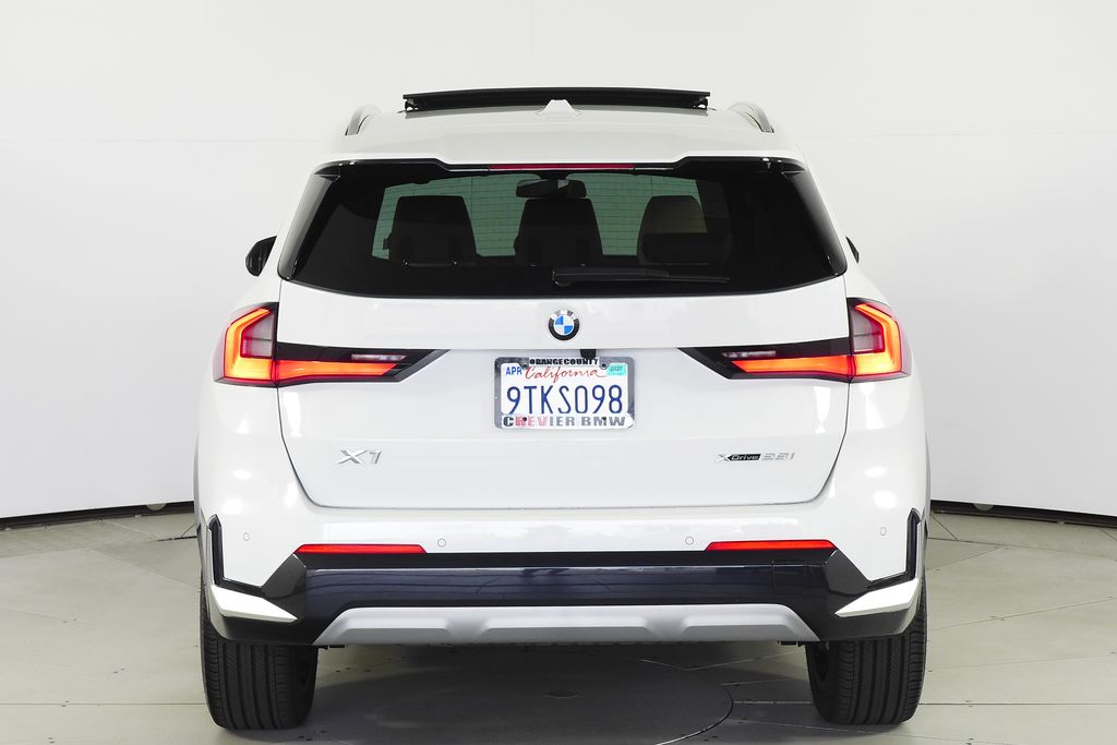Thumbnail: 2025 BMW X1 - 8
