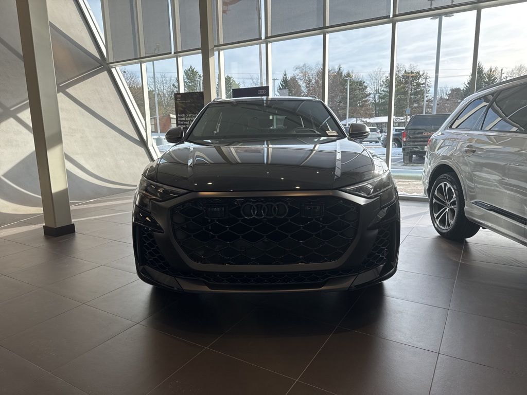 Thumbnail: 2026 Audi RS Q8 - 2