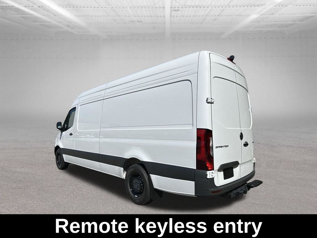 2024 Mercedes-Benz Sprinter 2500 Cargo 170 WB - 2