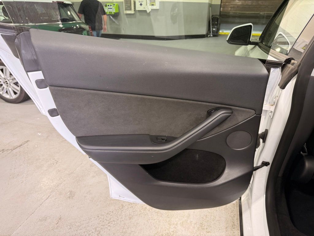 Thumbnail: 2023 Tesla Model Y - 17