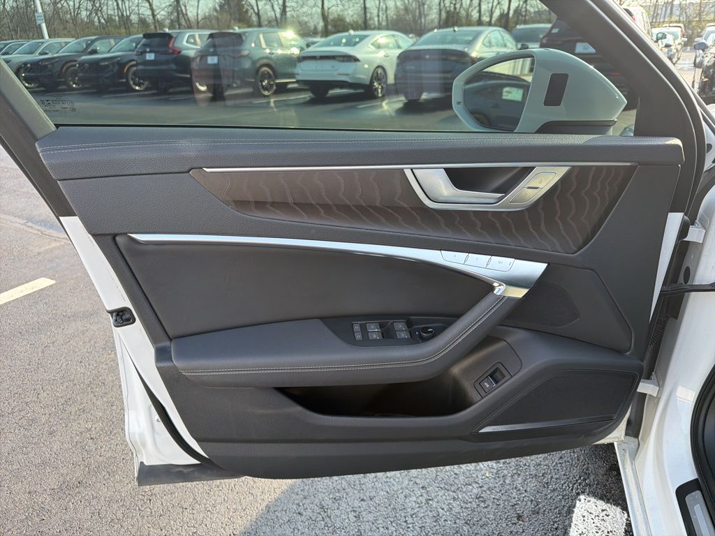 Thumbnail: 2020 Audi A6 - 18