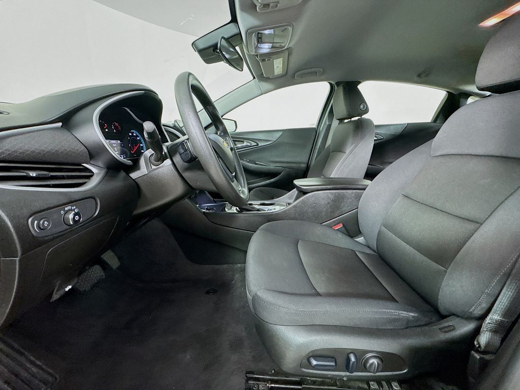 Used Car 2024 Chevrolet Malibu  Lt For Sale Under $20,000 In Austin, Texas