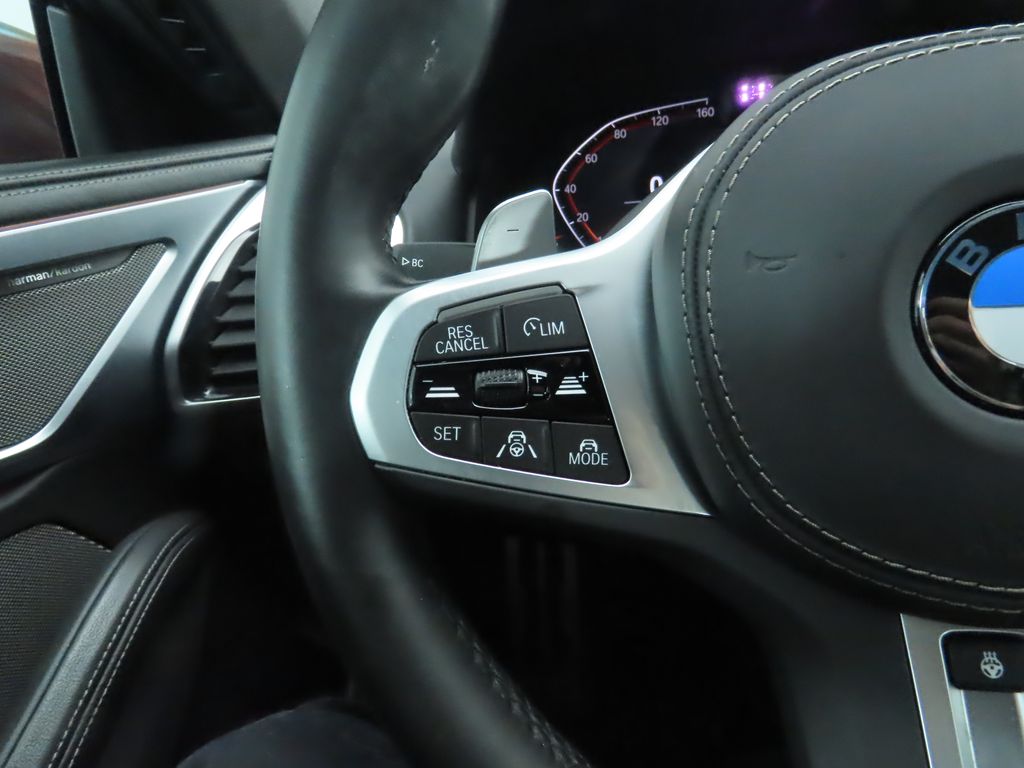 Thumbnail: 2022 BMW 8 Series - 11