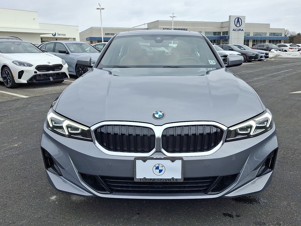 Thumbnail: 2025 BMW 3 Series - 2