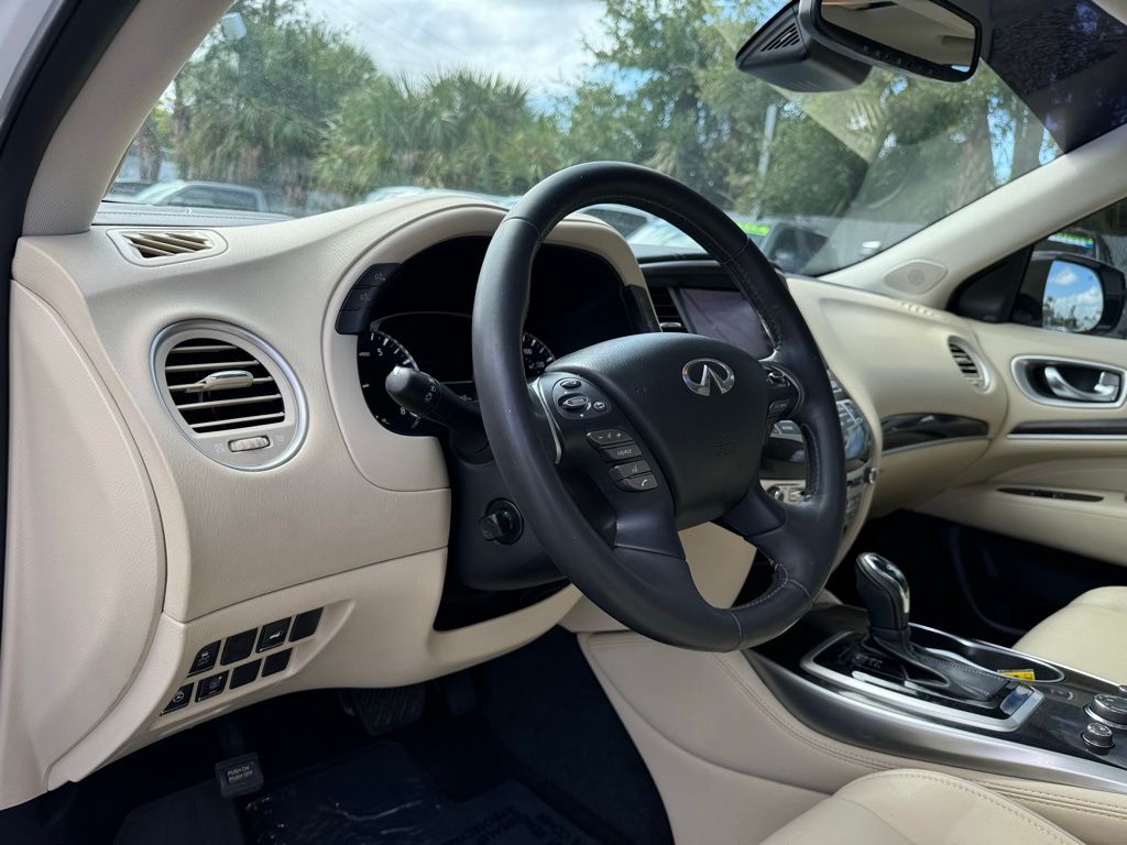 2019 INFINITI QX60 LUXE 34