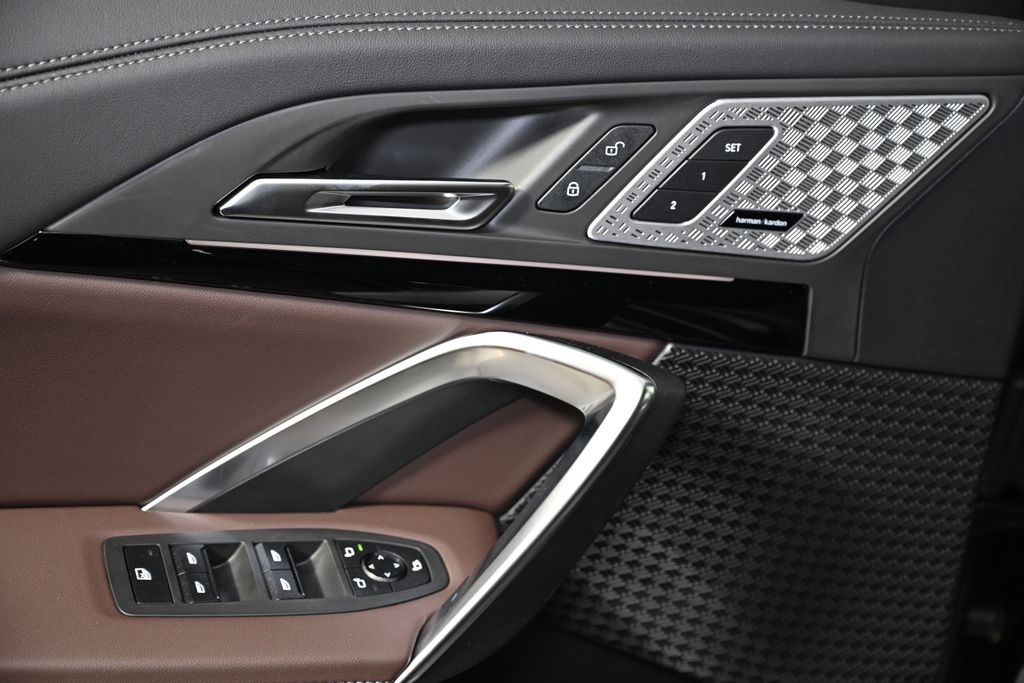 2025 BMW X1 M35i 22