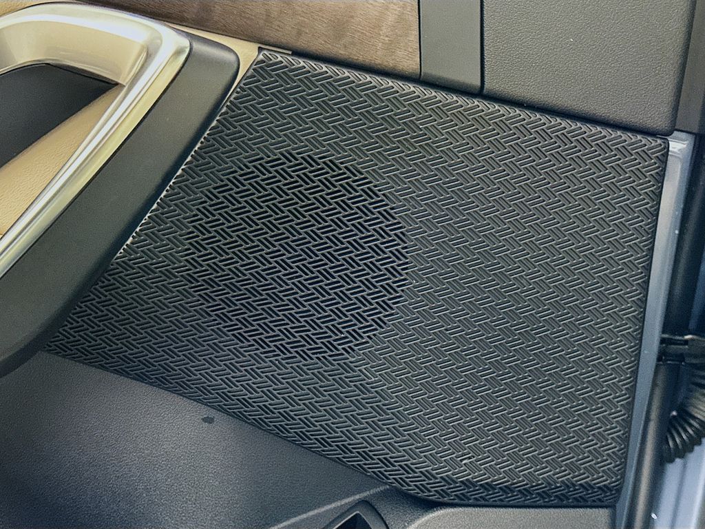 Thumbnail: 2023 BMW X1 - 19