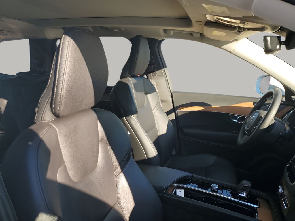 Used Car 2024 Volvo Xc90  B6 Plus Bright Theme 6-seater For Sale Under $40,000 In Austin, Texas