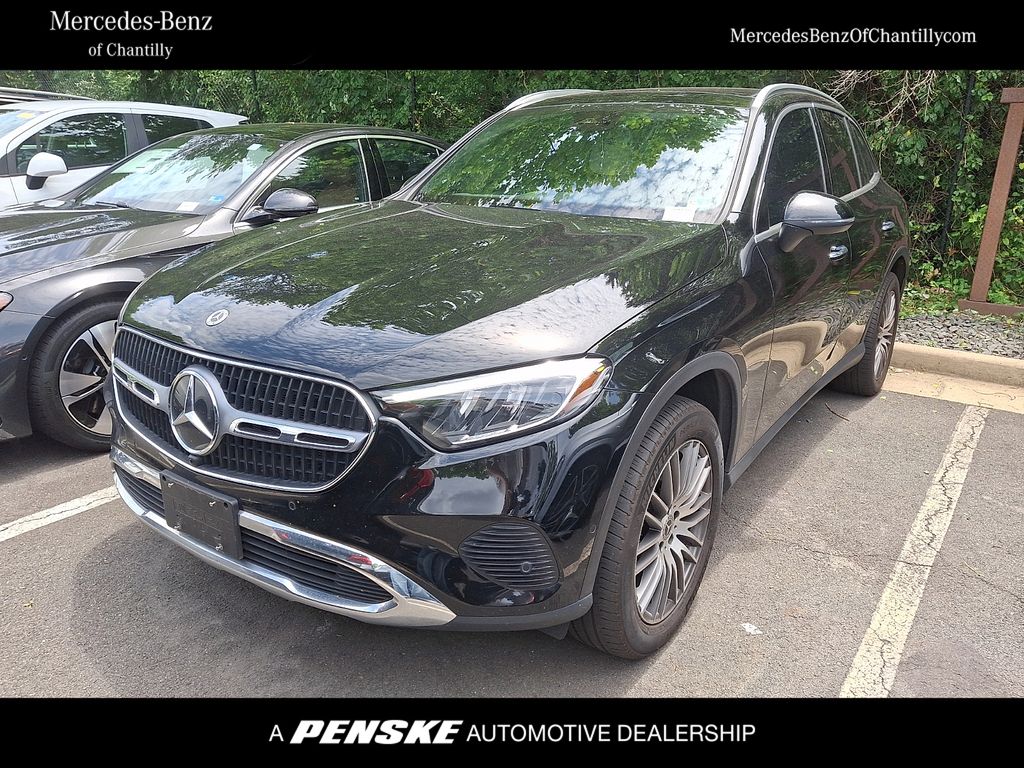 Thumbnail: 2024 Mercedes-Benz GLC - 1
