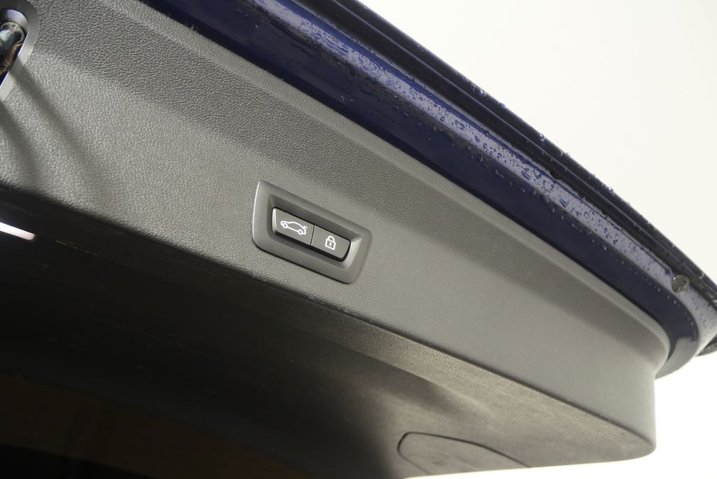 Thumbnail: 2023 BMW X3 - 16