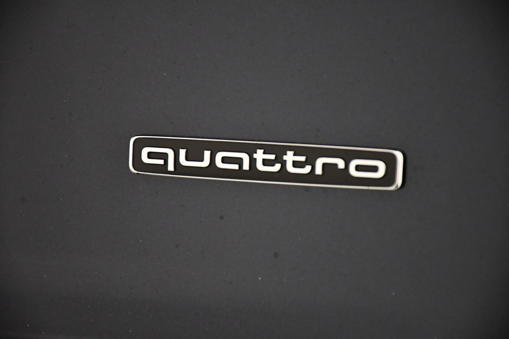 Thumbnail: 2026 Audi Q7 - 10