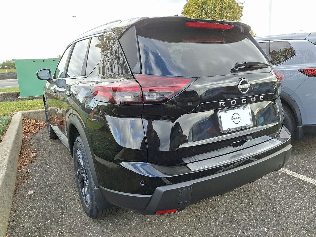 Thumbnail: 2026 Nissan Rogue - 3