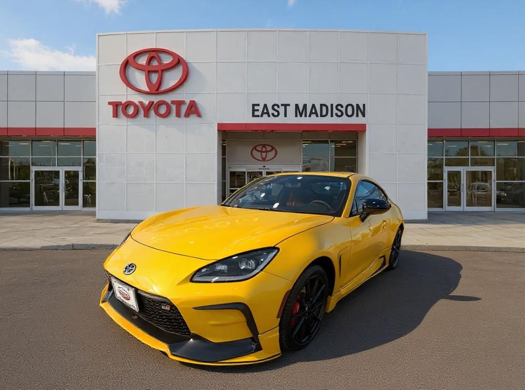 Thumbnail: 2026 Toyota GR86 - 1