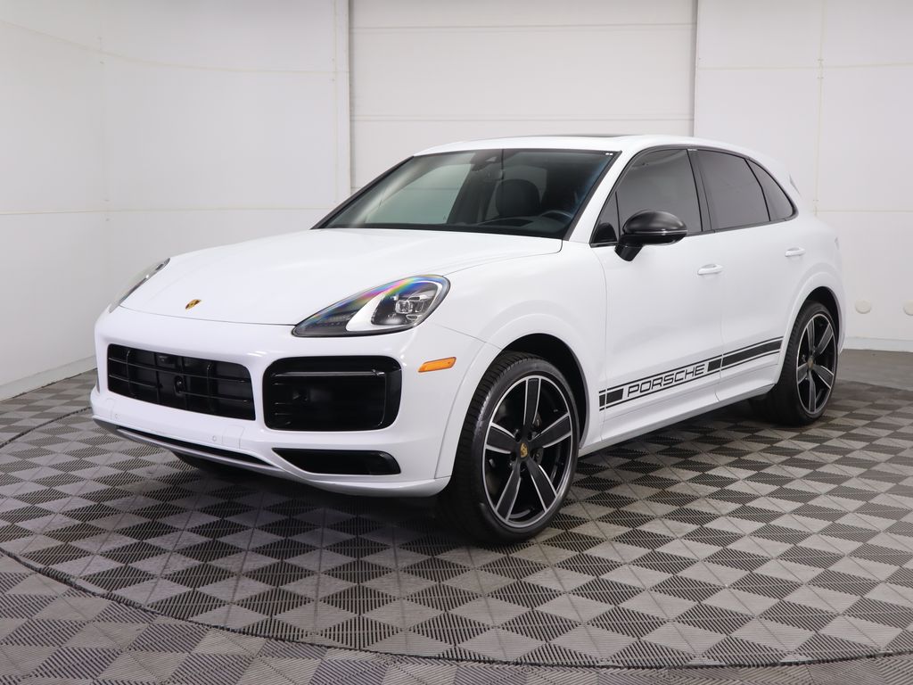 Thumbnail: 2023 Porsche Cayenne - 1