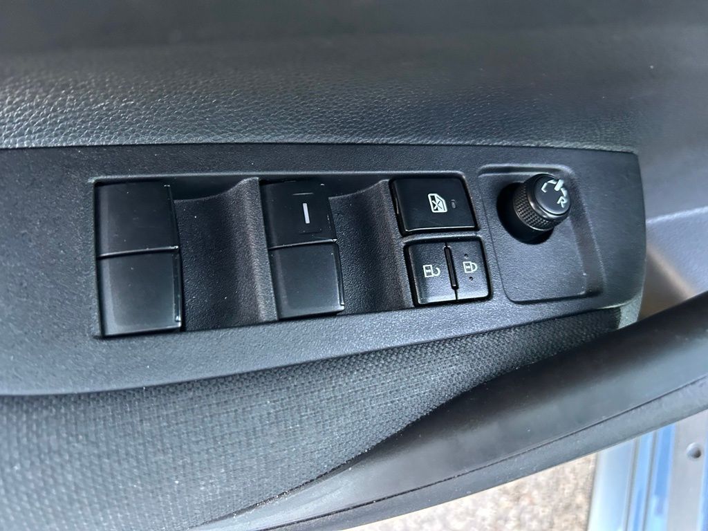 Thumbnail: 2025 Toyota Corolla - 16