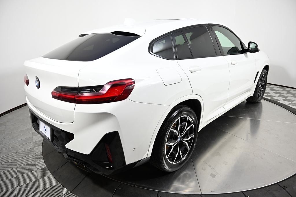 Thumbnail: 2023 BMW X4 - 5