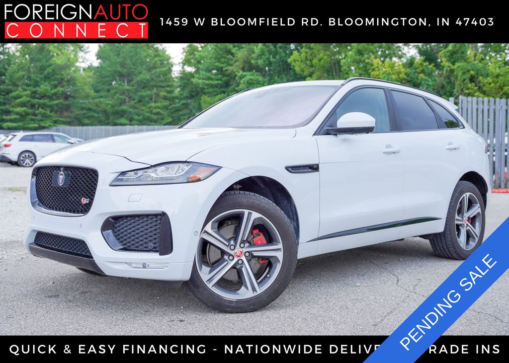White 2017 Jaguar F-PACE SUV / Crossover All-Wheel Drive 8-Speed Automatic