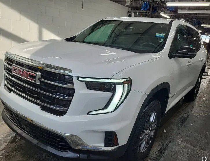 2025 GMC Acadia Elevation FWD