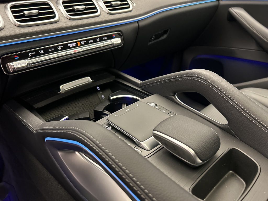 Thumbnail: 2026 Mercedes-Benz GLE - 19