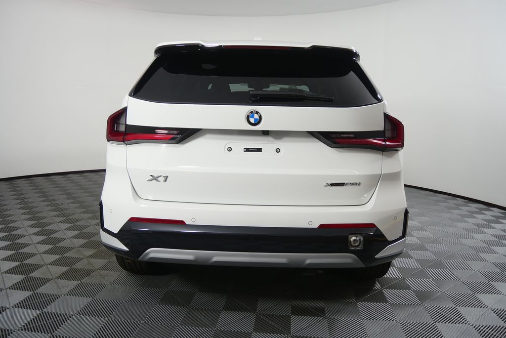 Thumbnail: 2026 BMW X1 - 4