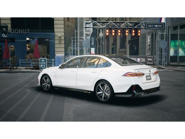 2026 Bmw 550e xDrive photo 2