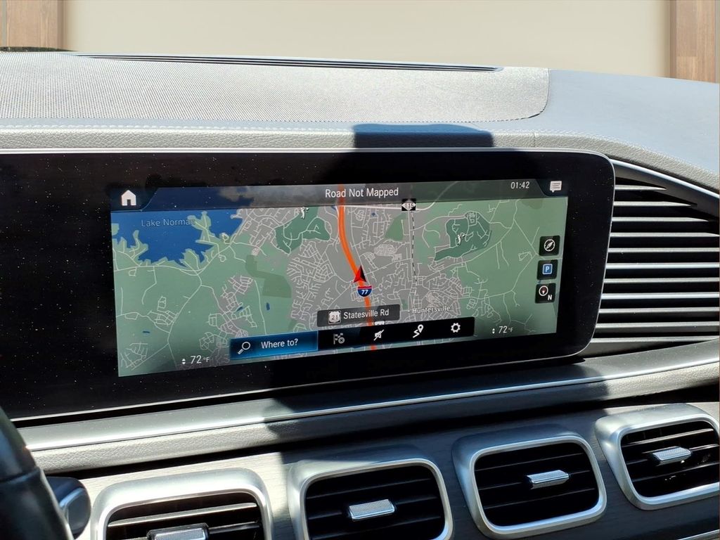 Mercedes-BenzGLS4