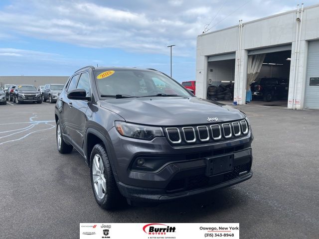 2022 Jeep Compass Latitude 4WD