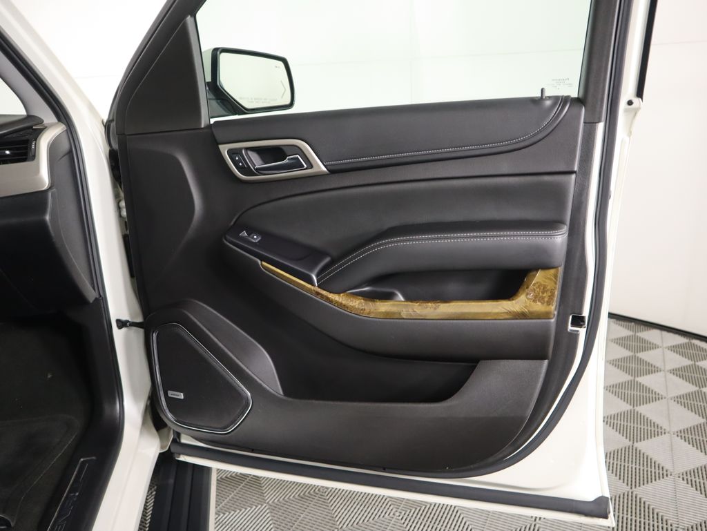 Thumbnail: 2015 GMC Yukon - 25