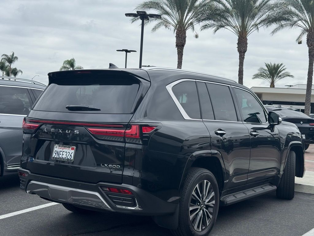 Thumbnail: 2024 Lexus LX - 4