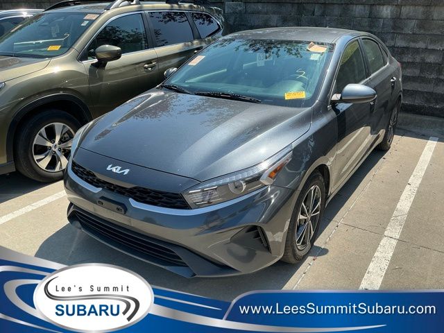 Gravity Gray 2024 Kia Forte Sedan Front-Wheel Drive Continuously Variable Transmission
