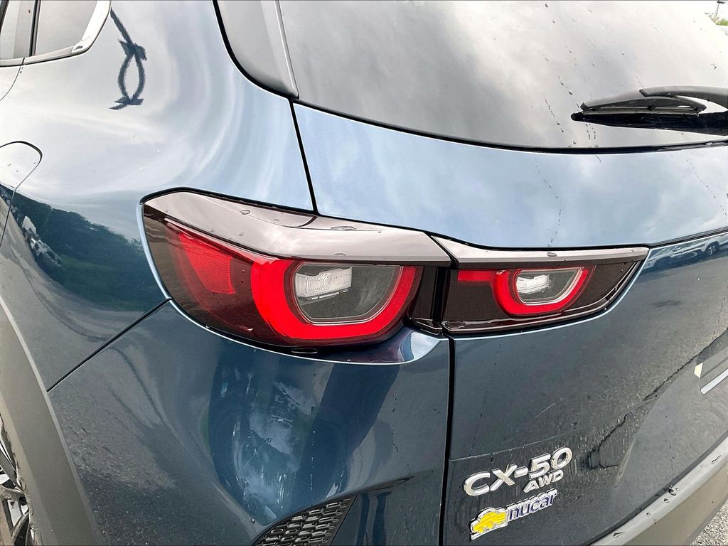 2025 Mazda CX-50 — photo 30