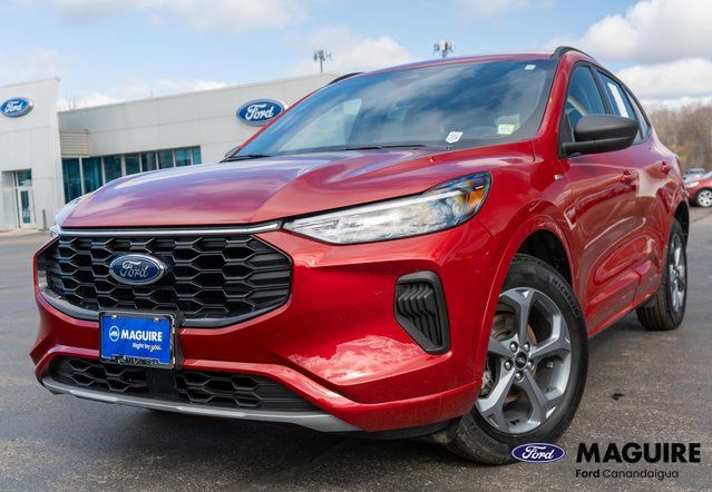 Rapid Red Metallic Tinted Clearcoat 2023 Ford Escape ST-Line AWD SUV / Crossover All-Wheel Drive 8-Speed Automatic
